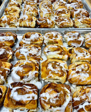 Load image into Gallery viewer, Cinnamon Roll | Individual