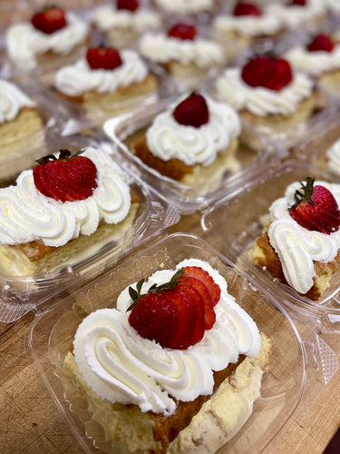 Tres Leches | Slice