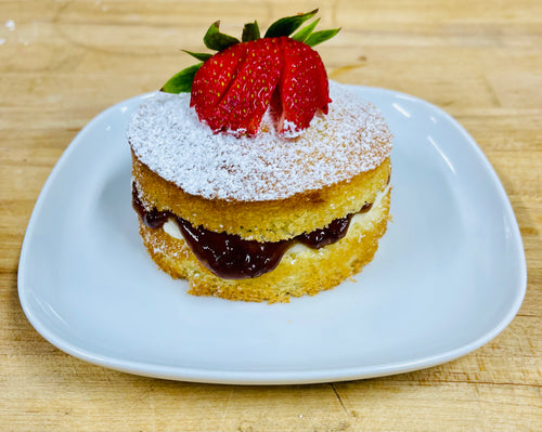 Victoria Sponge Cake | Individual